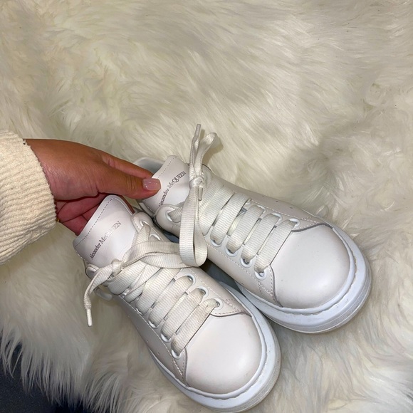 Alexander McQueen sneakers - Picture 3 of 5